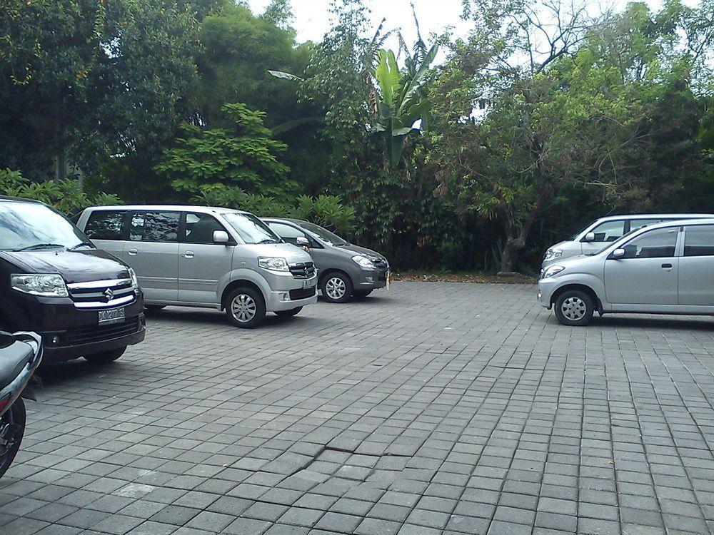 Santosa City Hotel เดนปาซาร์ ภายนอก รูปภาพ