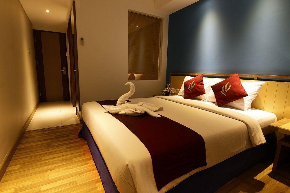Santosa City Hotel เดนปาซาร์ ภายนอก รูปภาพ