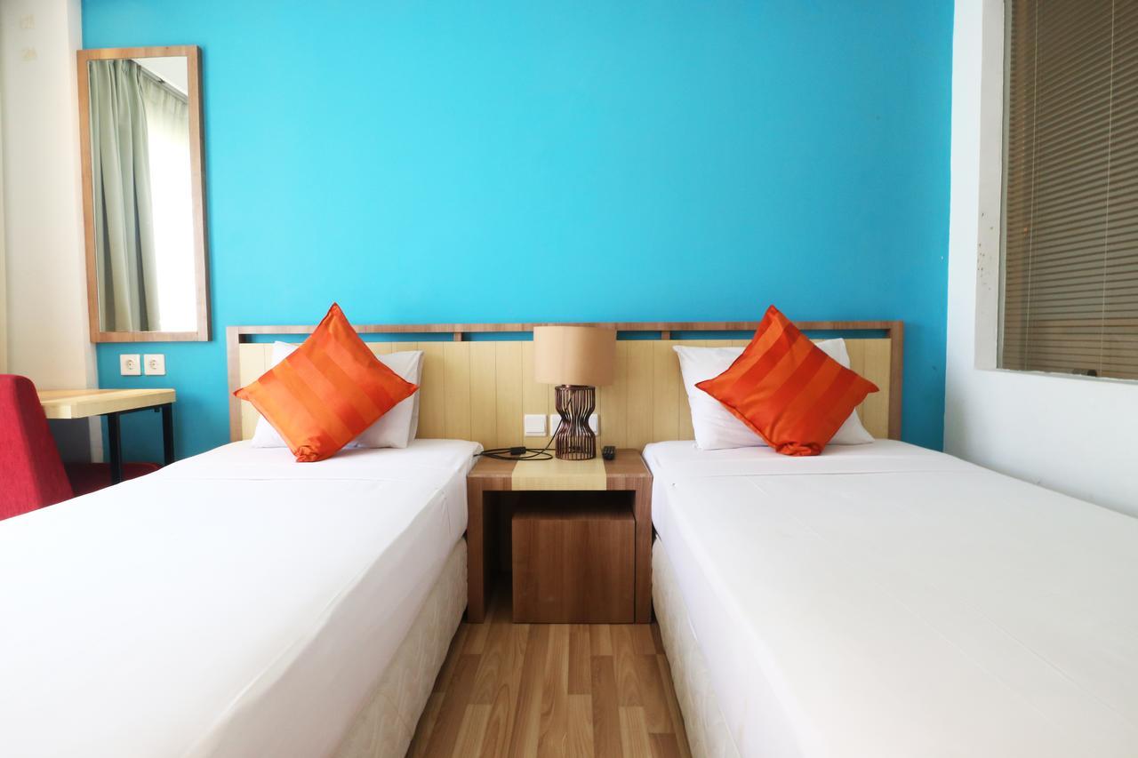 Santosa City Hotel เดนปาซาร์ ภายนอก รูปภาพ