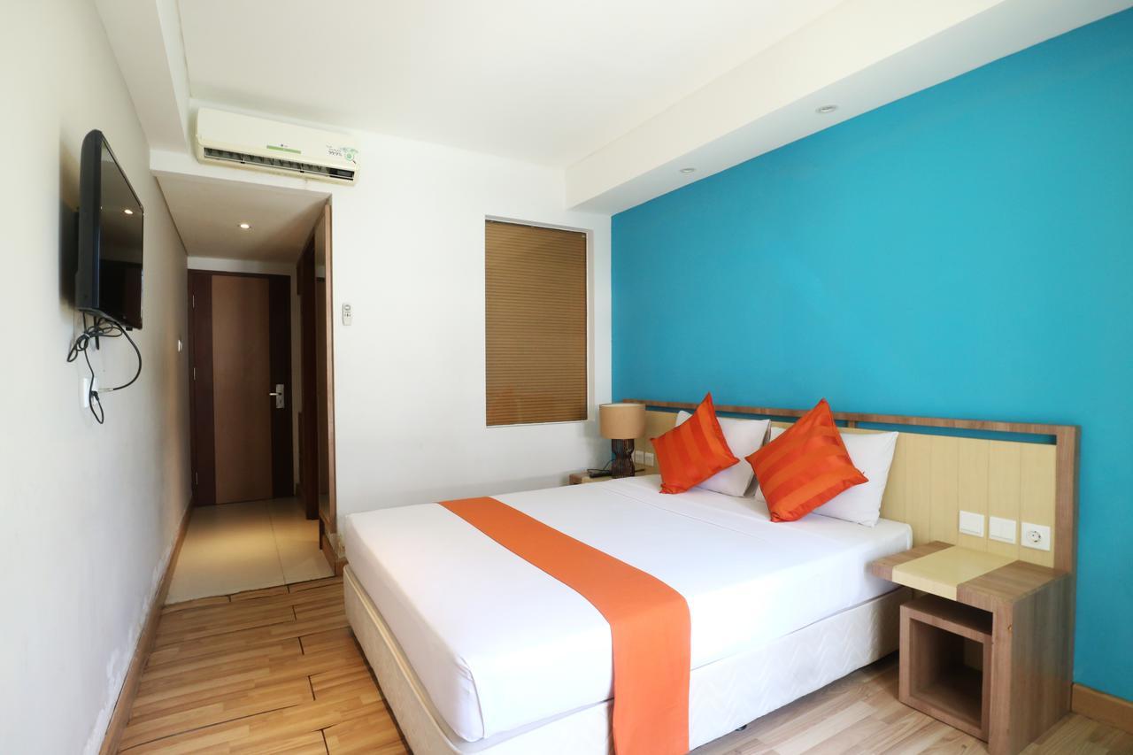 Santosa City Hotel เดนปาซาร์ ภายนอก รูปภาพ