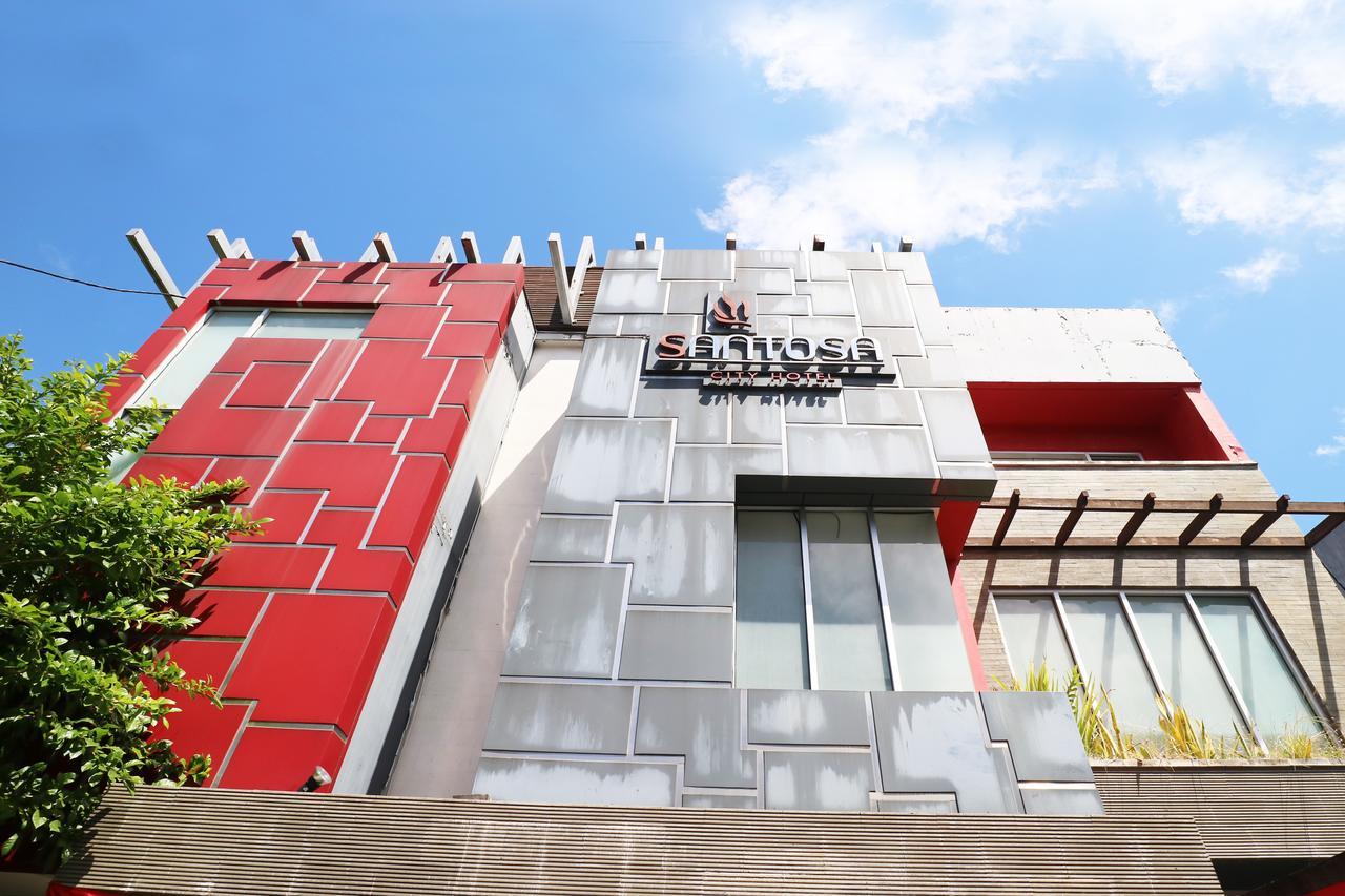 Santosa City Hotel เดนปาซาร์ ภายนอก รูปภาพ