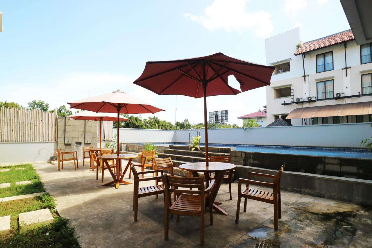 Santosa City Hotel เดนปาซาร์ ภายนอก รูปภาพ