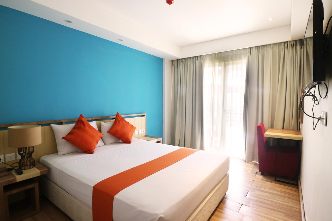 Santosa City Hotel เดนปาซาร์ ภายนอก รูปภาพ
