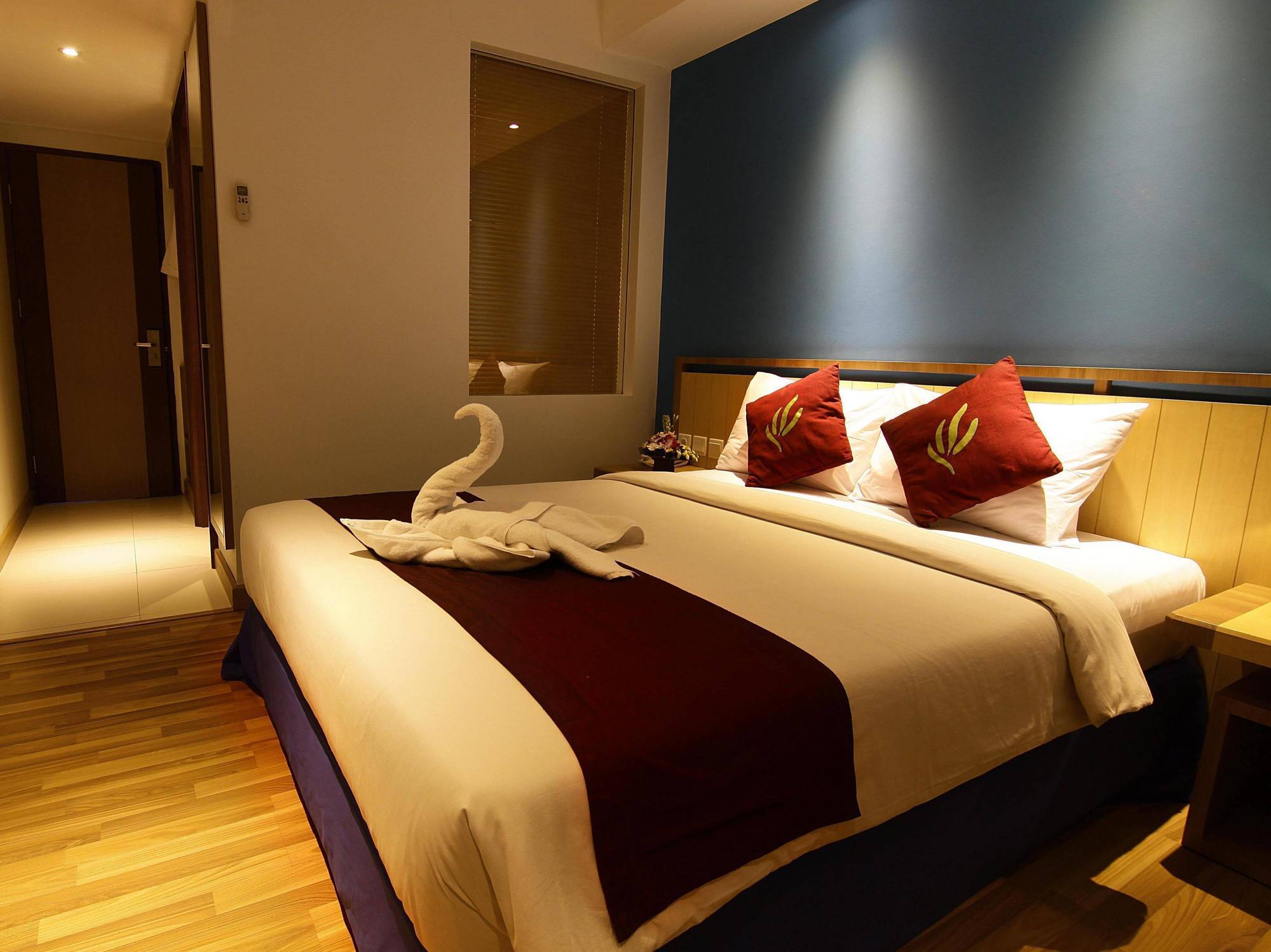 Santosa City Hotel เดนปาซาร์ ภายนอก รูปภาพ